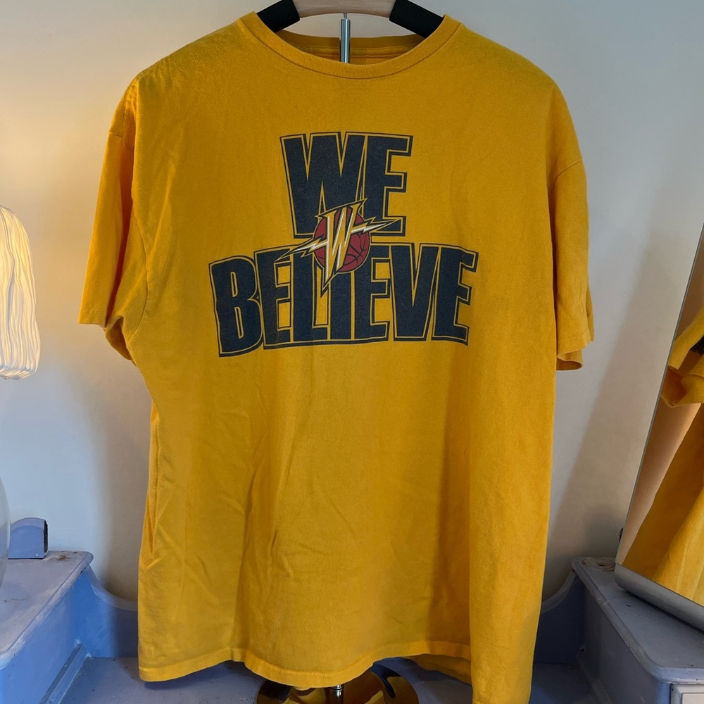 Men’s Extra Large Golden State Warriors 10th Anniversary Yellow Graphic T-Shirt
